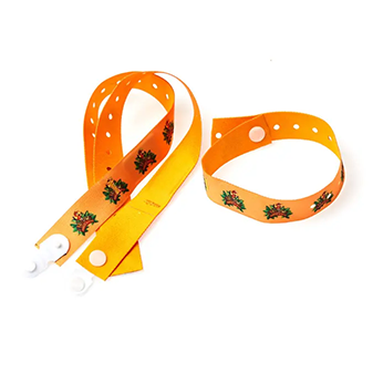 Ofið armband með samofinni RFID-flögu